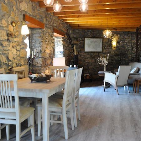 Apartamento Turistico Casas De Manuel La Pola de Gordon ภายนอก รูปภาพ